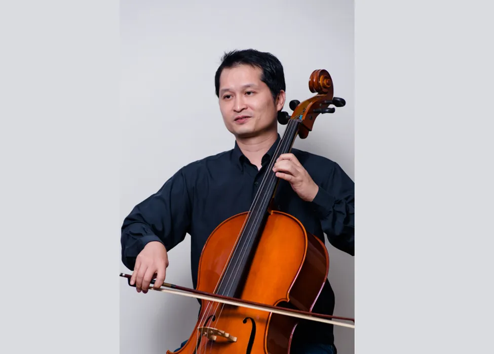 cover for 何文傑